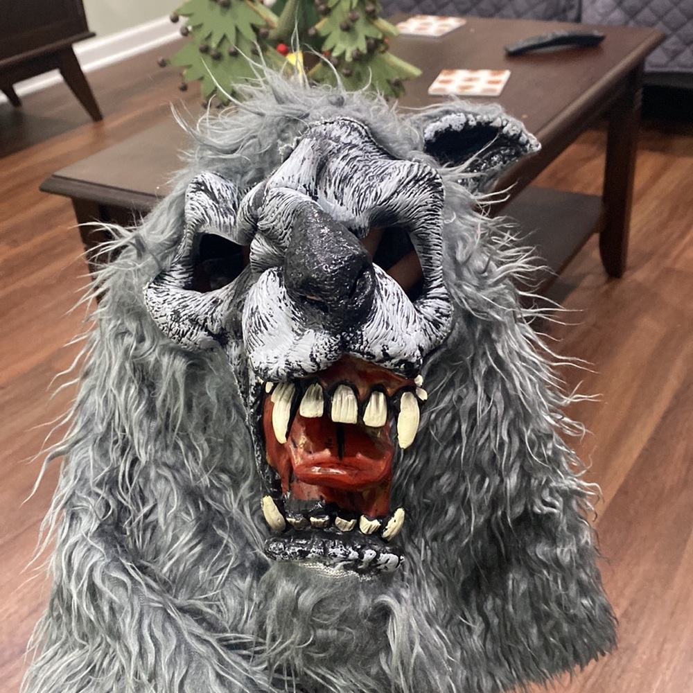 Wolf Mask - Picture 3 of 4